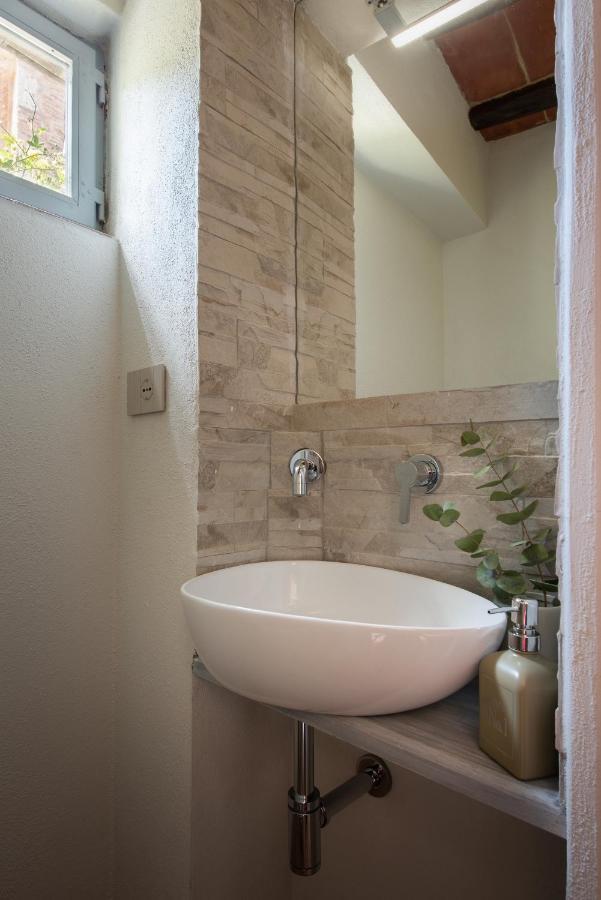 La Casetta Di Nise, Charming Private Spa Castelnuovo dell'Abate Luaran gambar