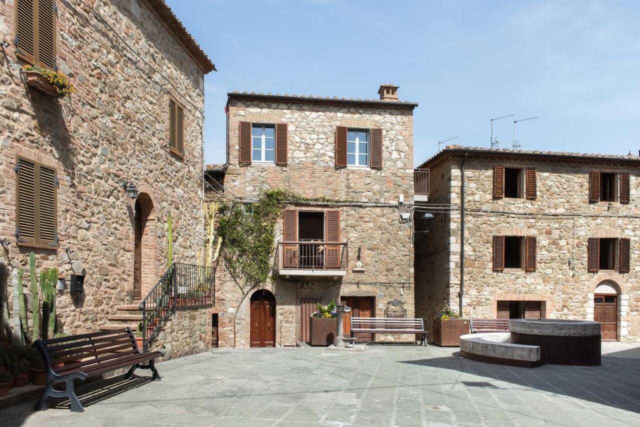 La Casetta Di Nise, Charming Private Spa Castelnuovo dell'Abate Luaran gambar
